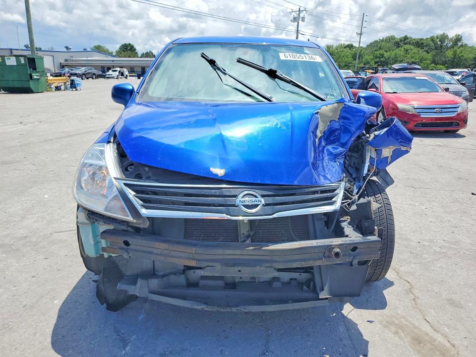 2012 Nissan Versa 1.8 s