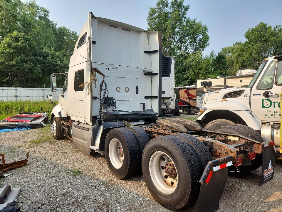 2016 International Prostar Semi Truck