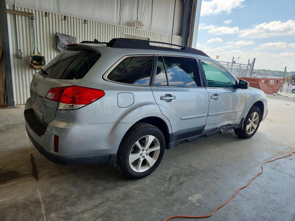 2013 Subaru Outback 2.5i Limited