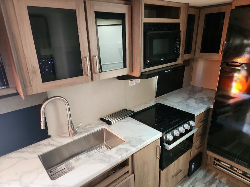 2022 Grand Design Imagine Camper
