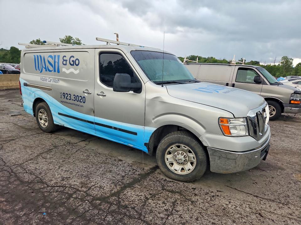 2012 Nissan NV 2500 HD S