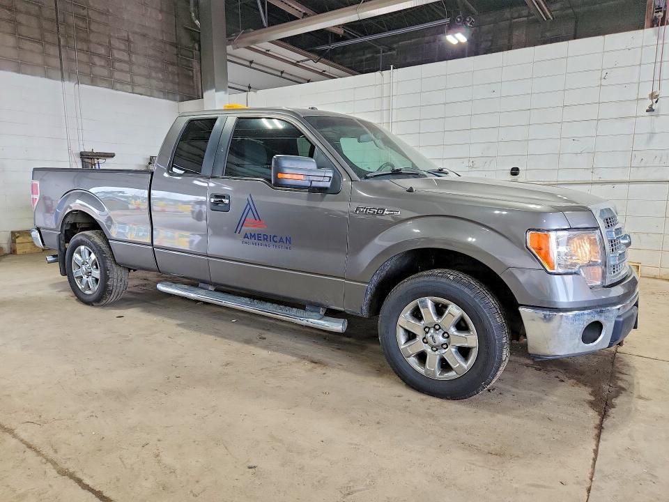 2014 Ford F150 Super cab