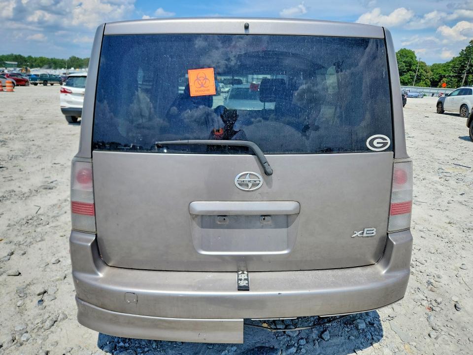 2005 Scion XB