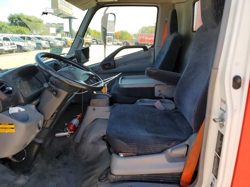 2017 Hino 195 BOX Truck