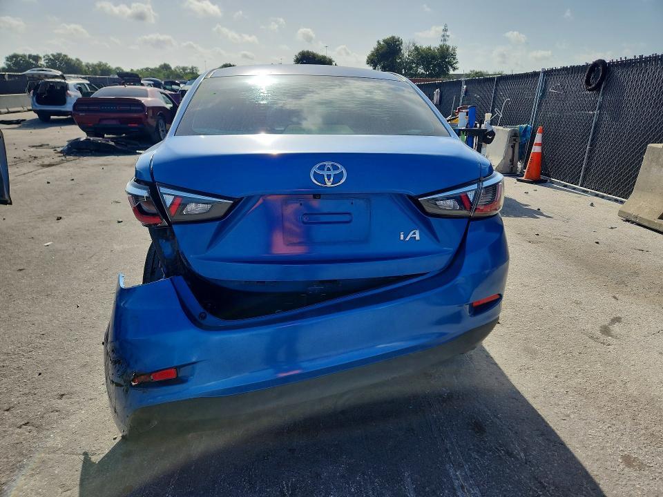 2018 Toyota Yaris ia Base