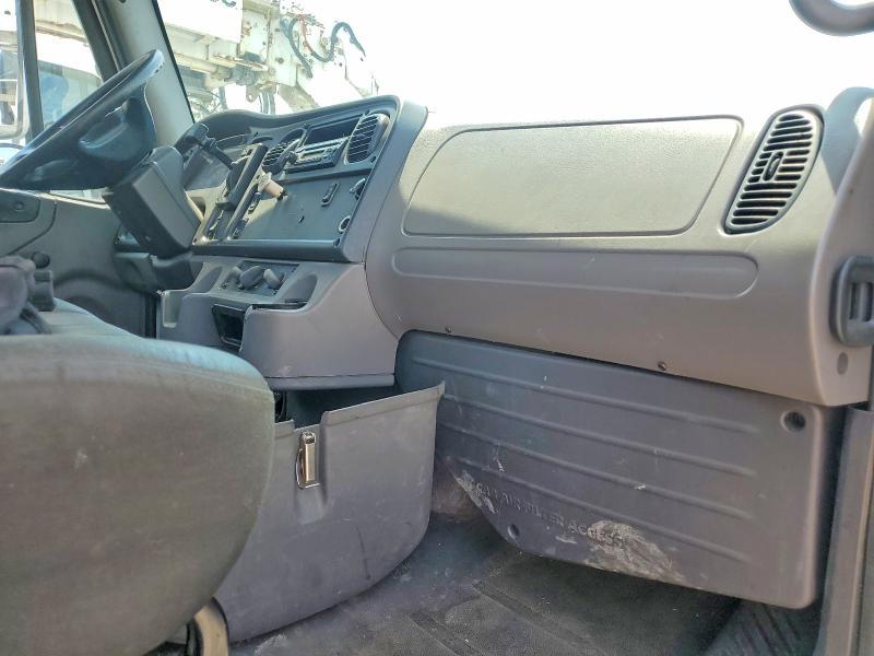 2012 Freightliner M2 106 Medium Duty