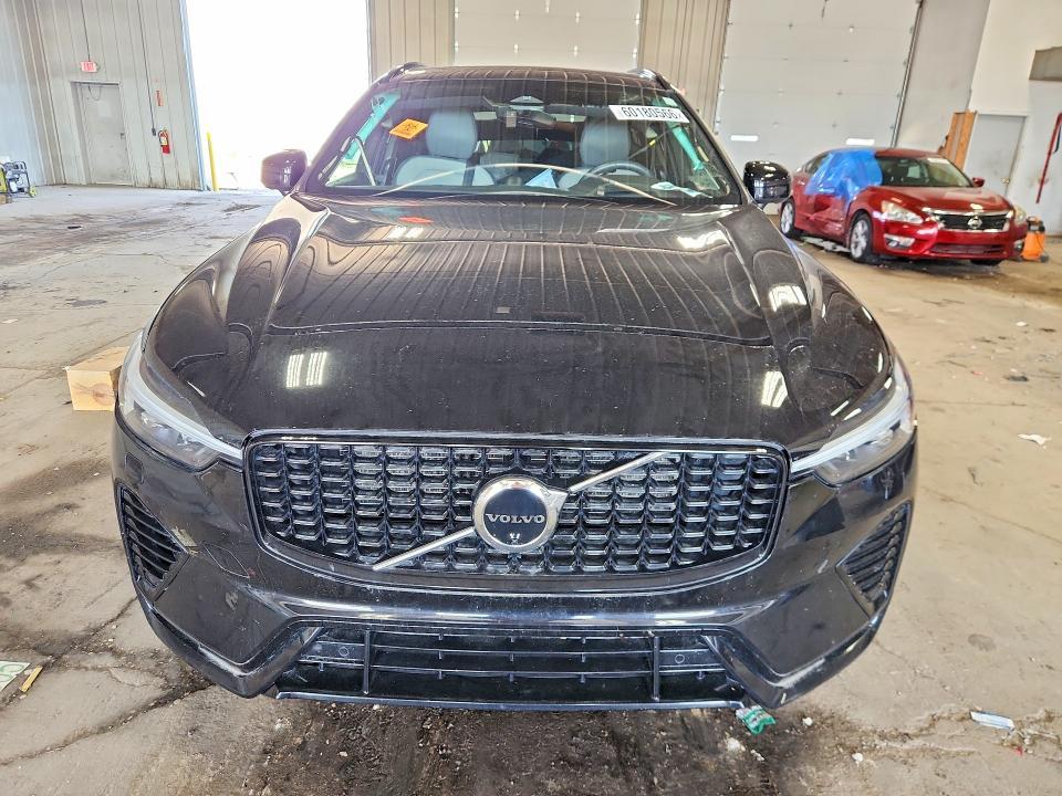 2022 Volvo Xc60 T8 Recharge R-DESIGN