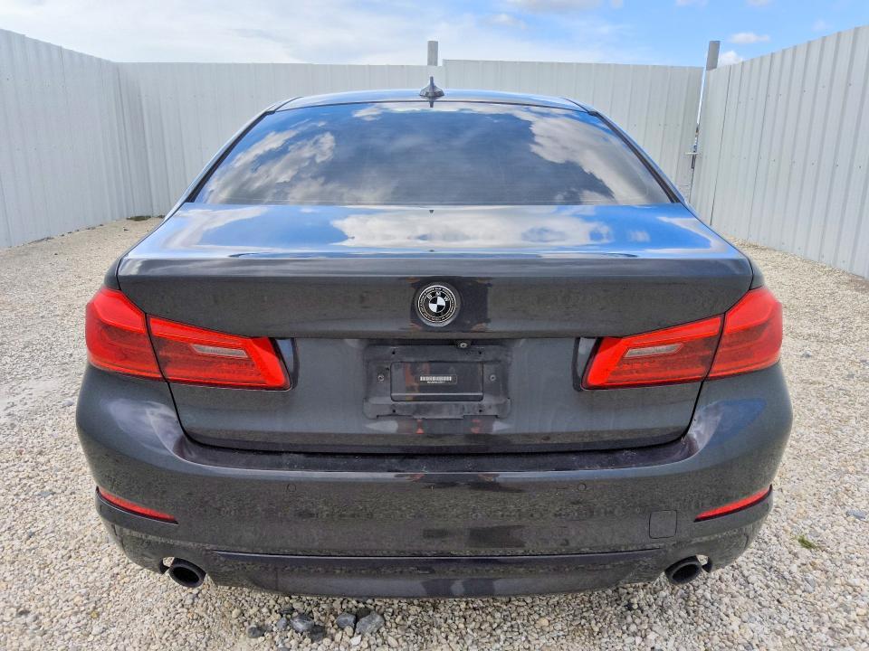 2020 BMW 530 i