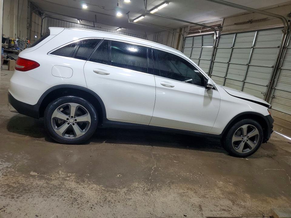 2016 Mercedes-Benz Glc 300