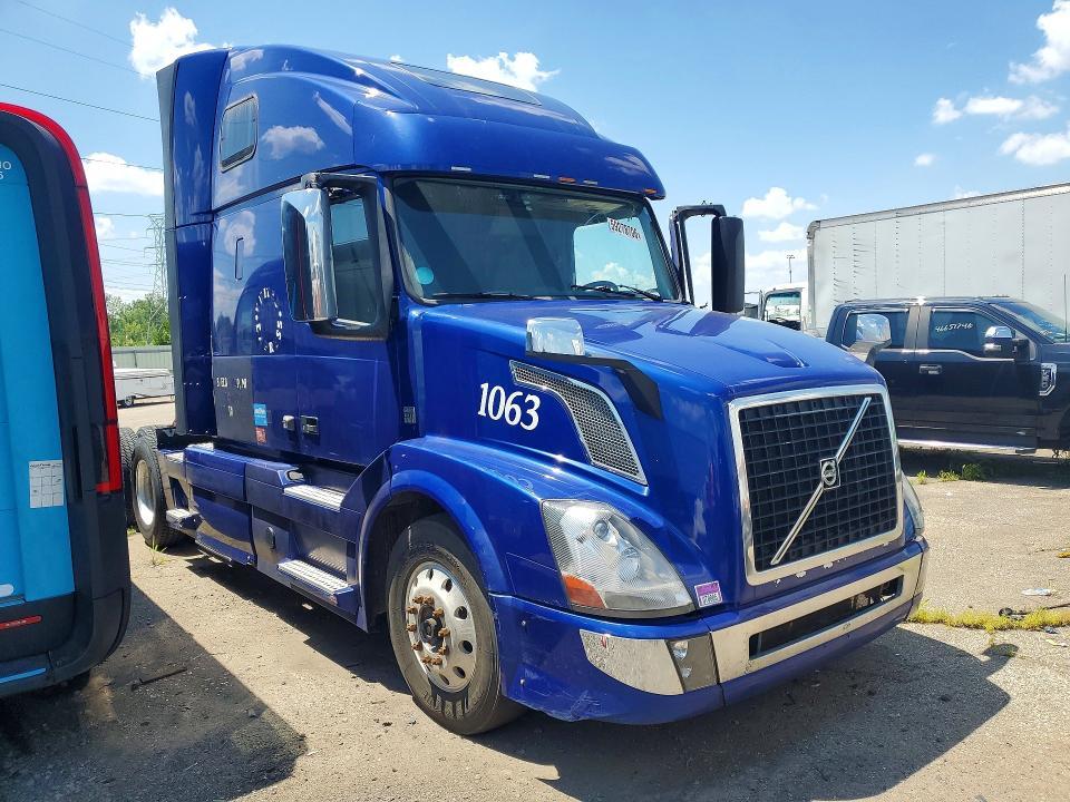 2016 Volvo VNL Semi Truck
