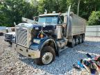 2005 Freightliner Conventional FLD120