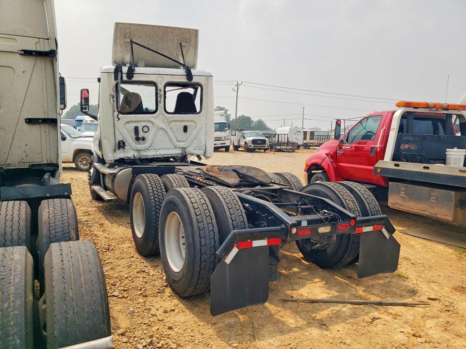 2023 Freightliner Cascadia 116 Semi Truck