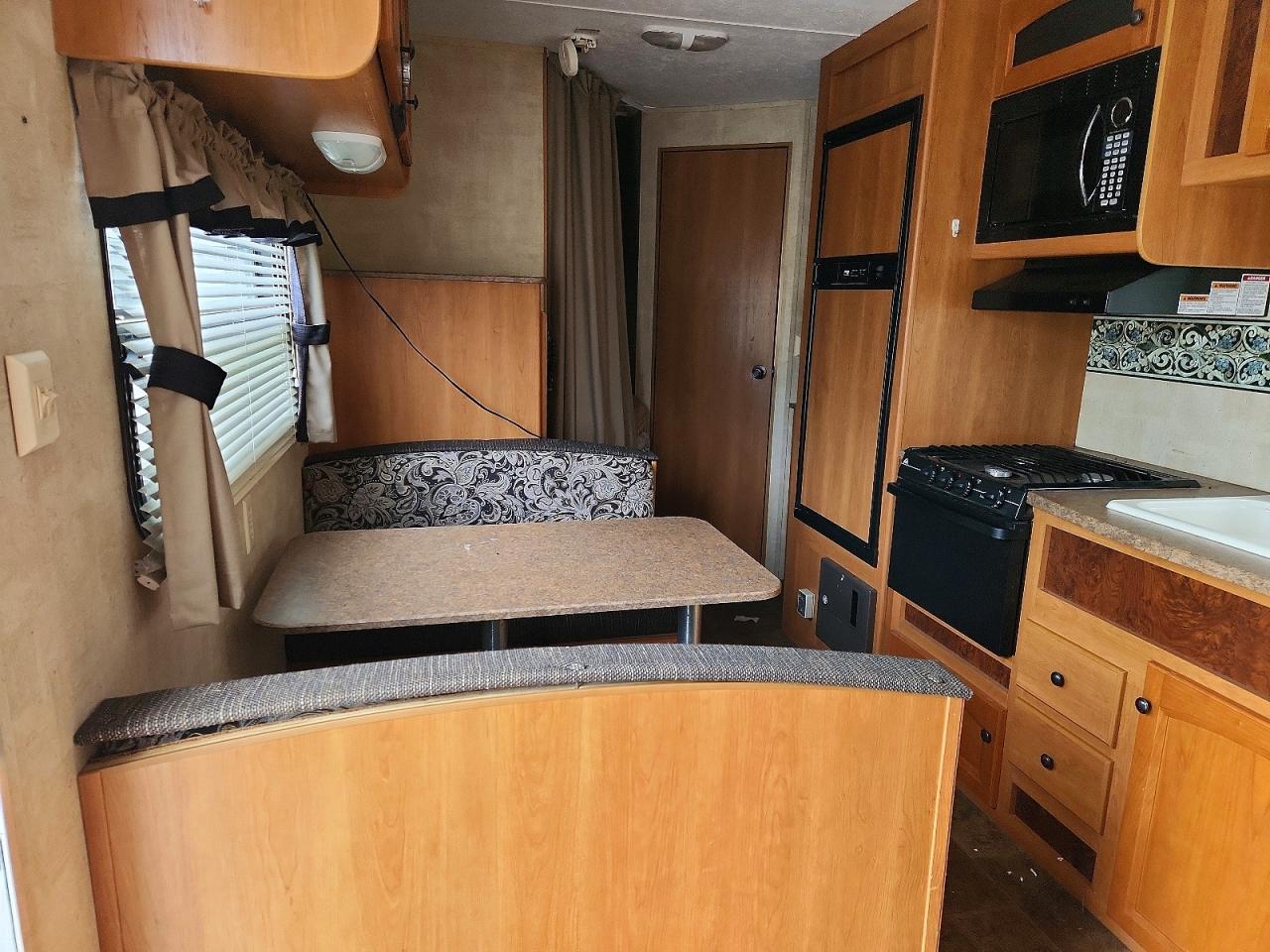 2011 Hornet 2011 Keystone Hideout Camper