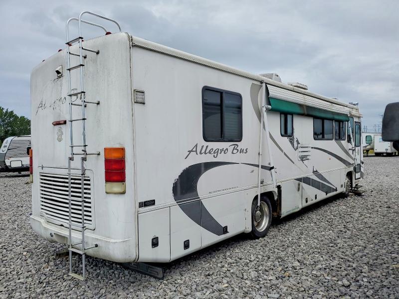 2002 Freightliner Chassis X Line Motor Home