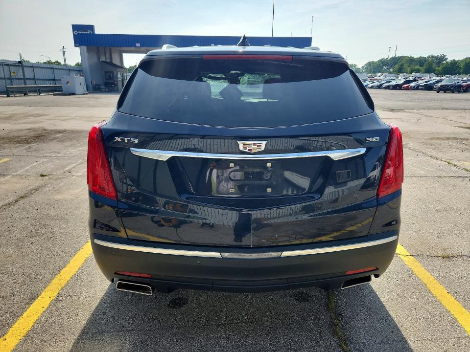 2017 Cadillac XT5 Premium Luxury