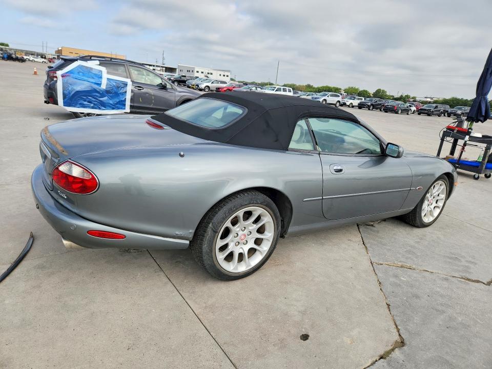 2002 Jaguar XKR