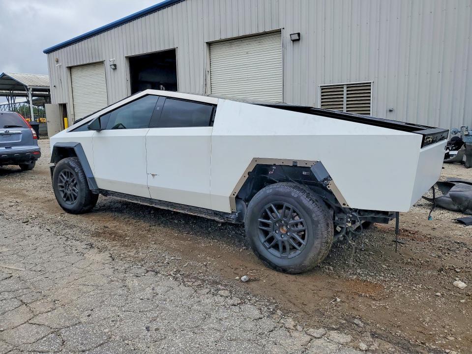 2024 Tesla Cybertruck
