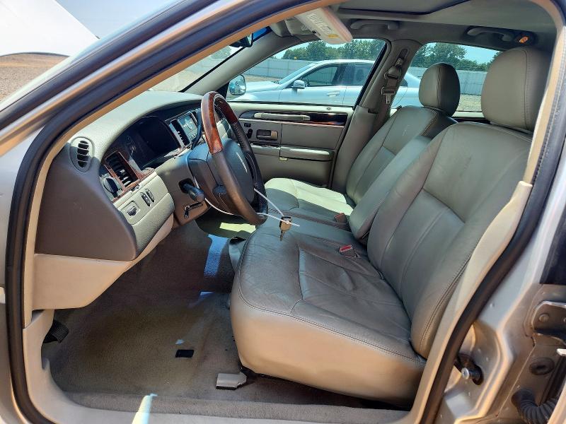 2007 Lincoln Town car Signature Limited