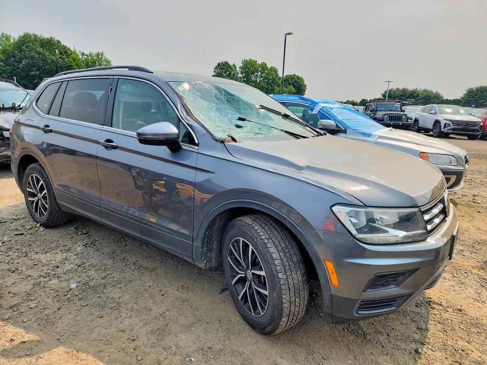 2019 Volkswagen Tiguan Se/sel/sel R-line Jet-black/sel R-line