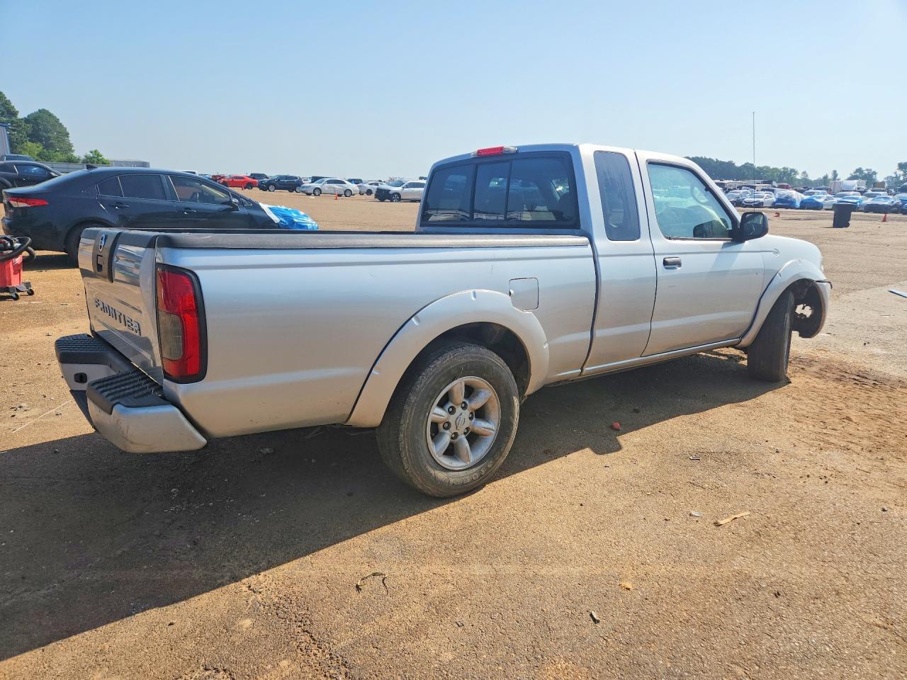 2004 Nissan Frontier Standard