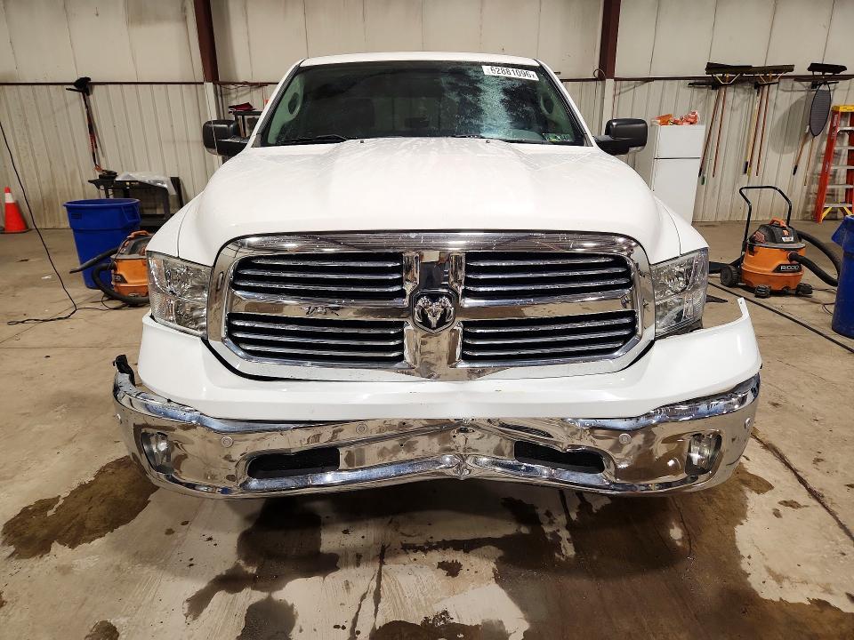 2017 Dodge RAM 1500 SLT