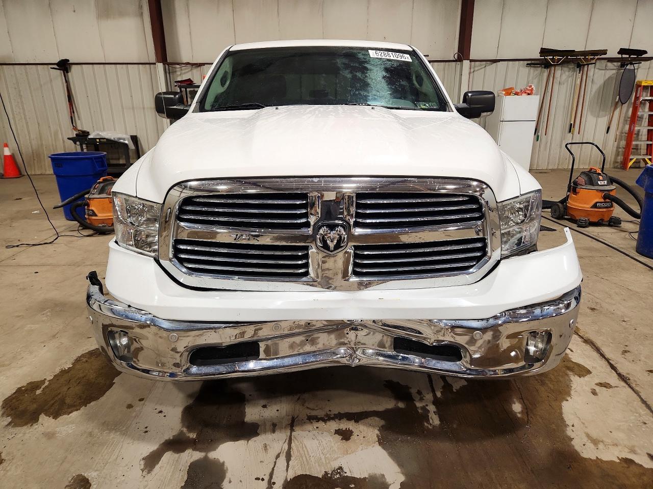 2017 Dodge RAM 1500 SLT
