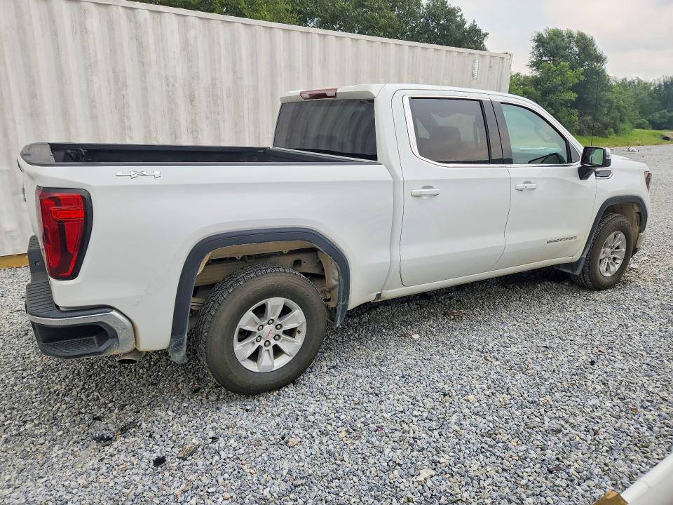 2022 GMC Sierra K1500 SLE