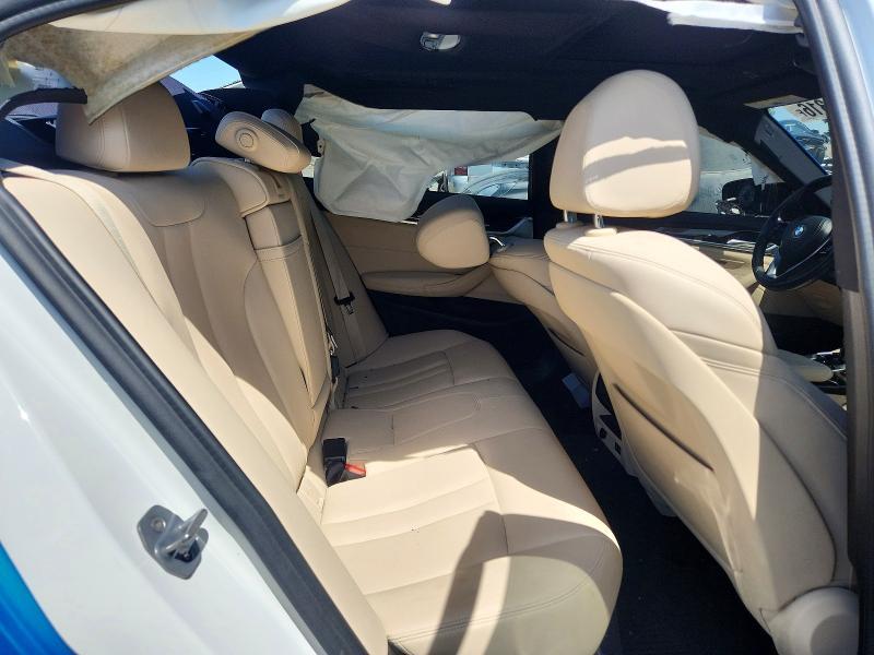 2020 BMW 530 i