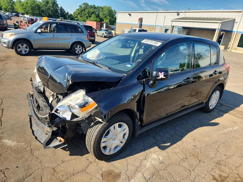 2010 Nissan Versa 1.8 s