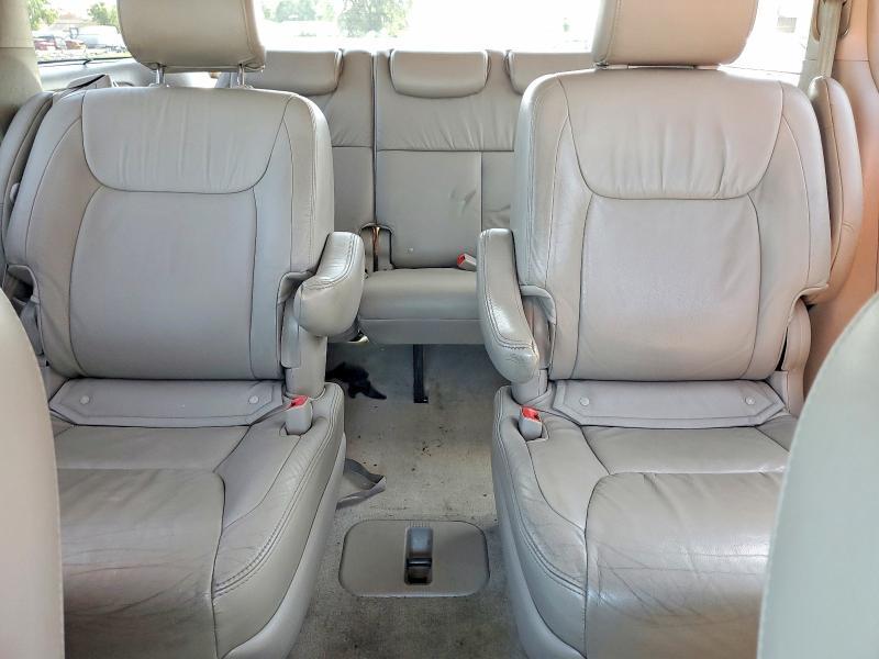 2010 Toyota Sienna xle