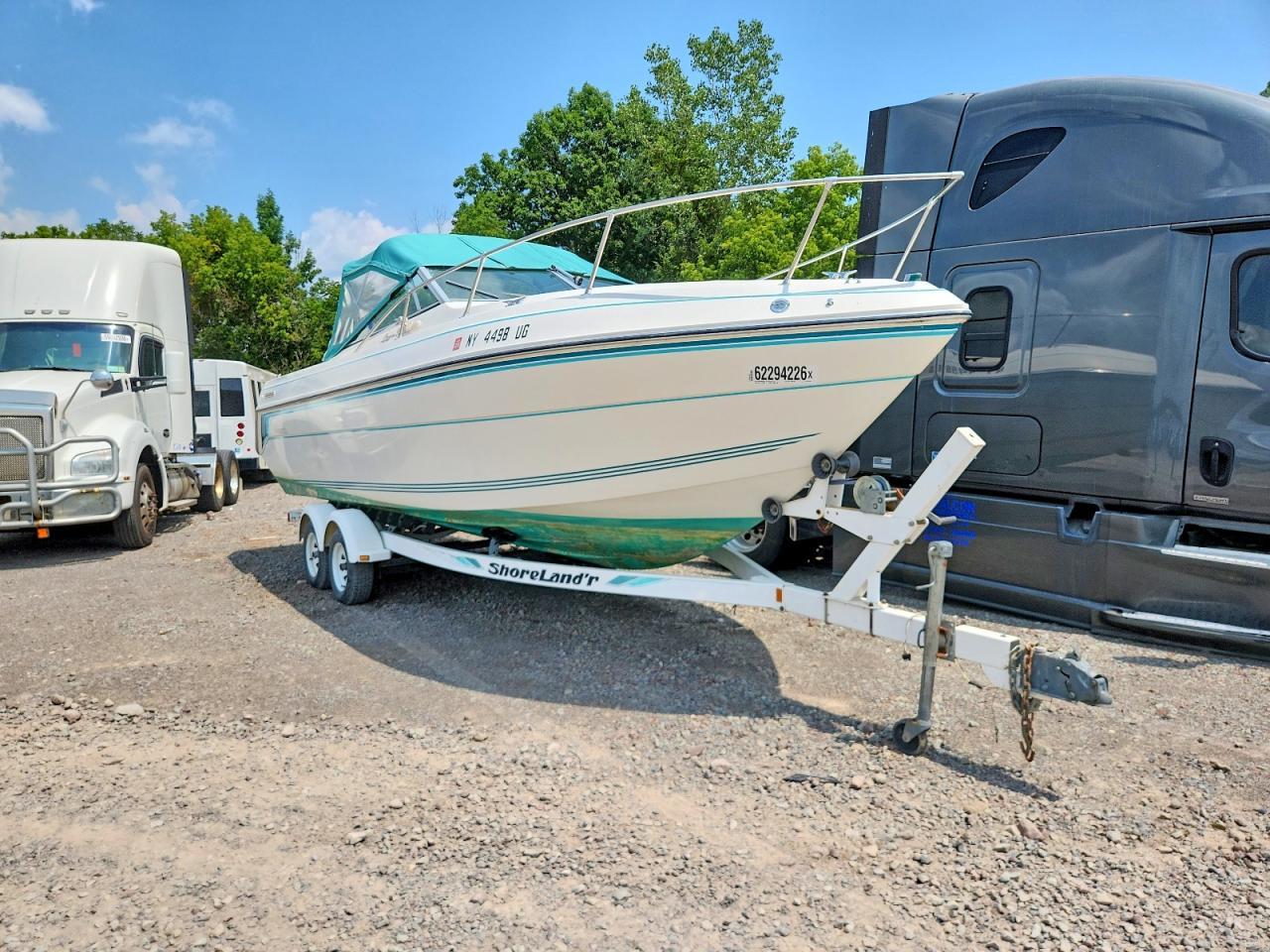 1992 Thompson Boat-Boat
