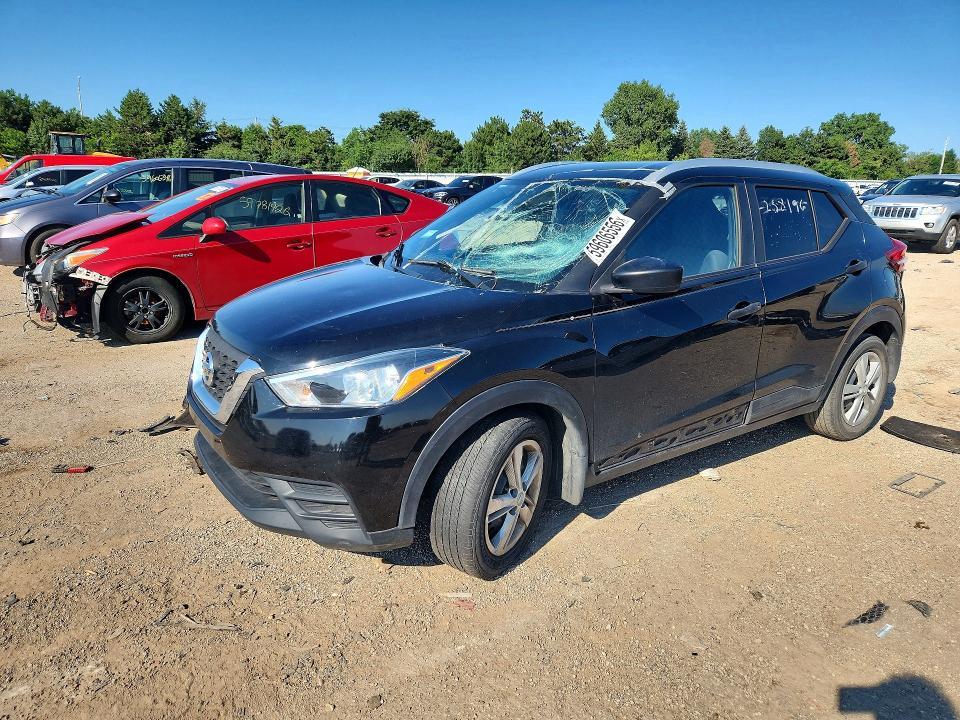 2019 Nissan Kicks s