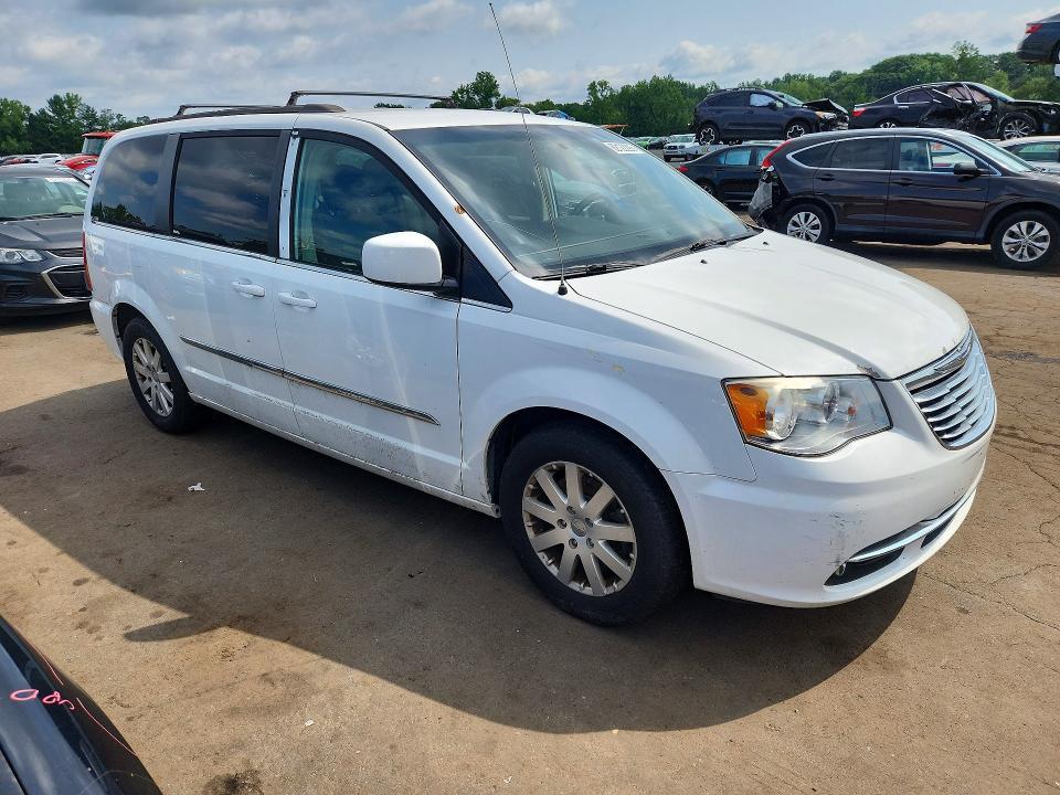 2016 Chrysler Town & Country Touring