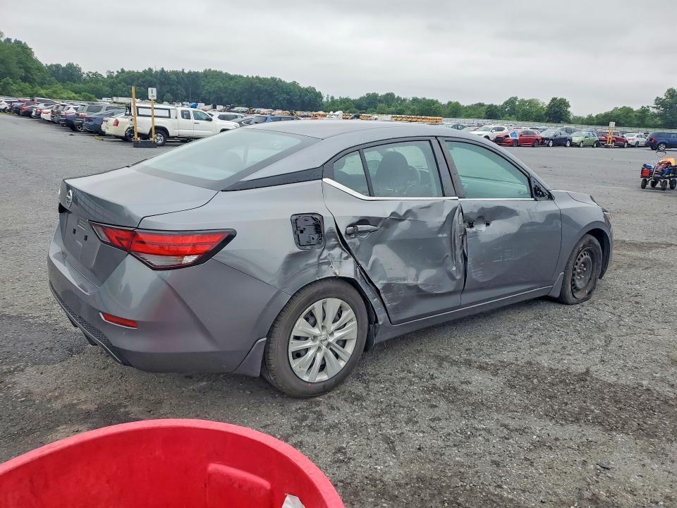 2022 Nissan Diesel Sentra S