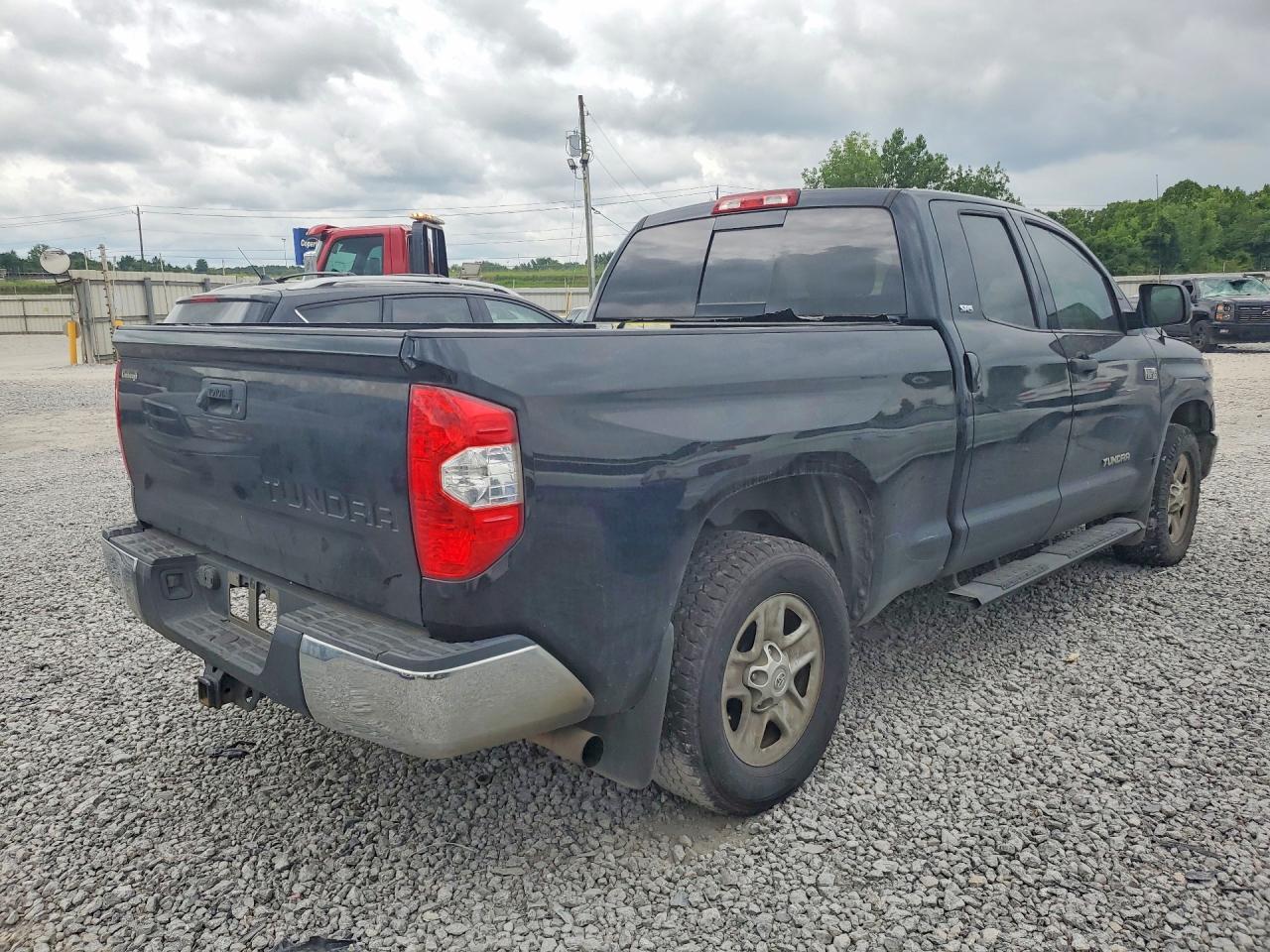2018 Toyota Tundra SR5