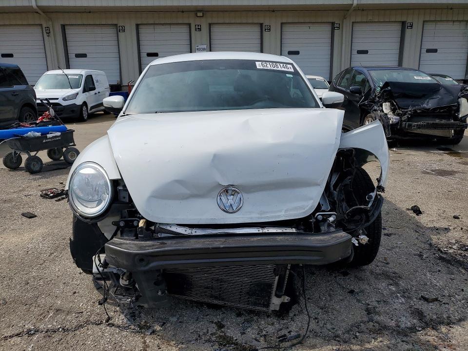 2018 Volkswagen Beetle s