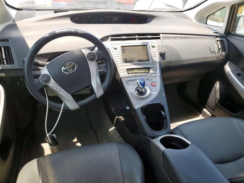 2015 Toyota Prius Plug-in Hybrid Advanced
