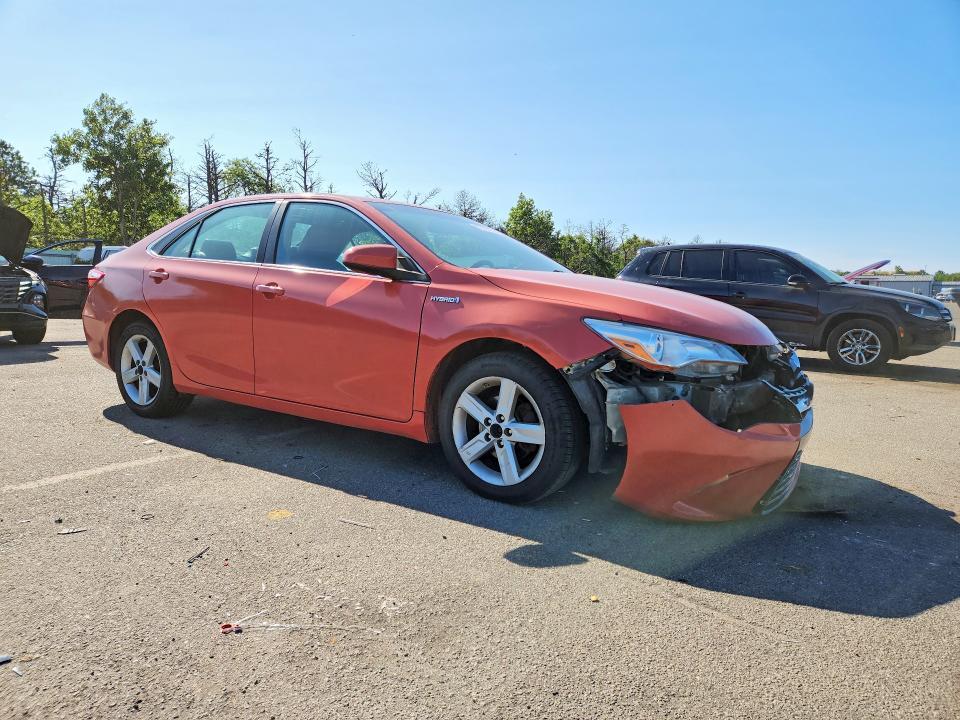 2015 Toyota Camry Hybrid le