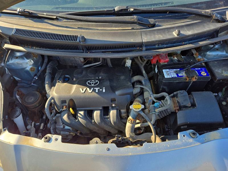 2011 Toyota Yaris Base