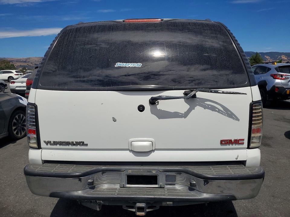 2004 GMC Yukon xl C1500