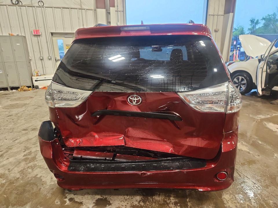 2018 Toyota Sienna se Premium 8-passenger