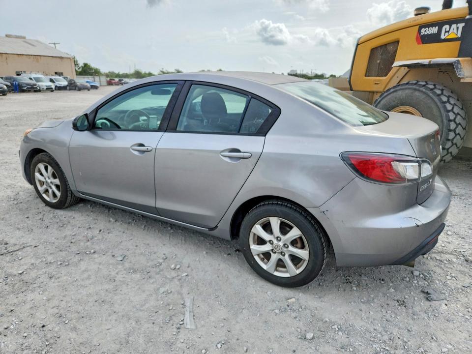 2010 Mazda 3 I