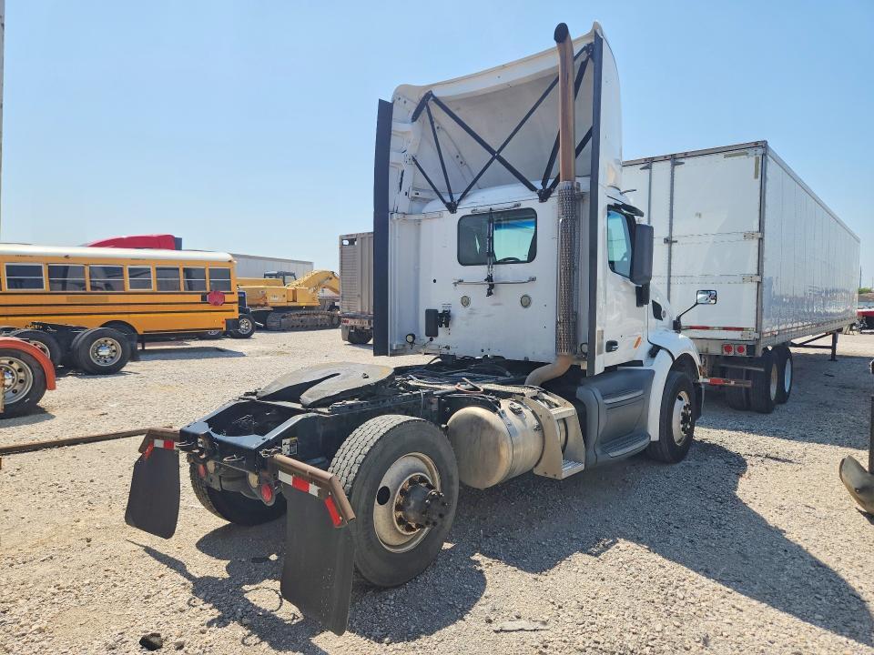 2019 Peterbilt 579 Semi Truck