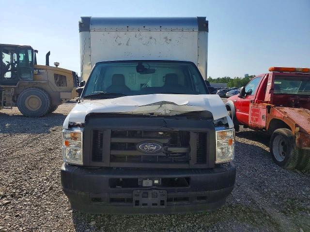 2022 Ford E350 BOX Truck
