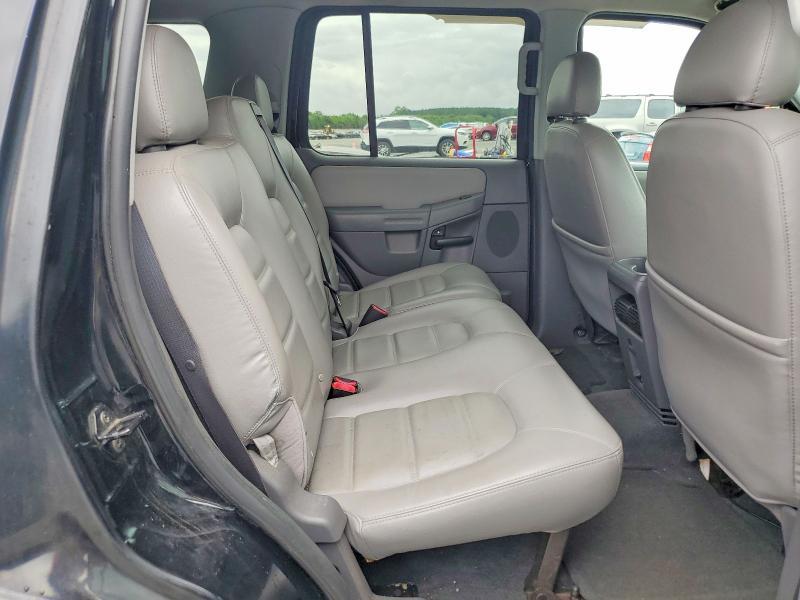 2005 Ford Explorer xlt
