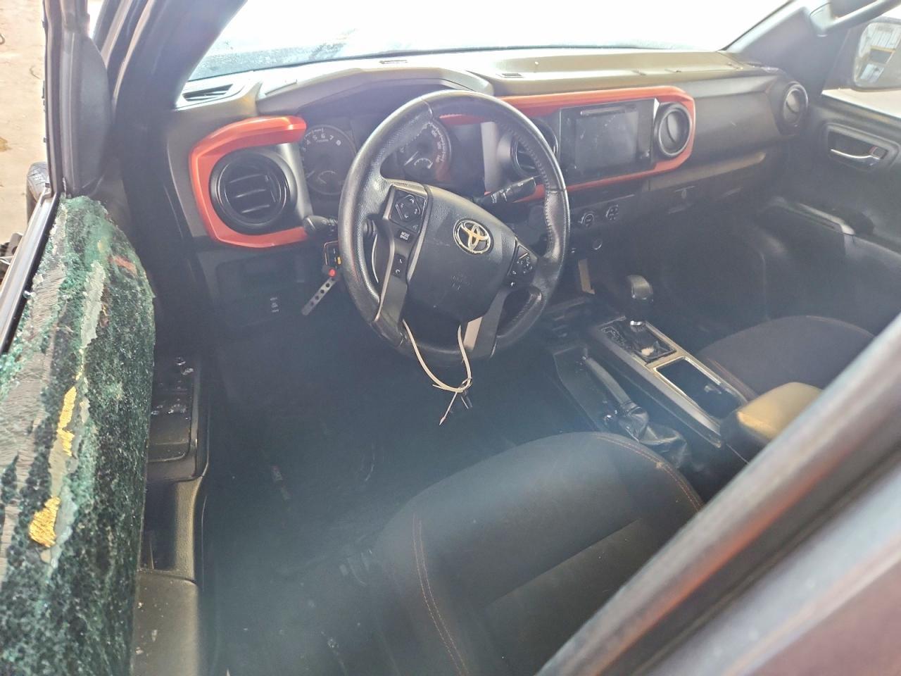 2016 Toyota Tacoma TRD Sport