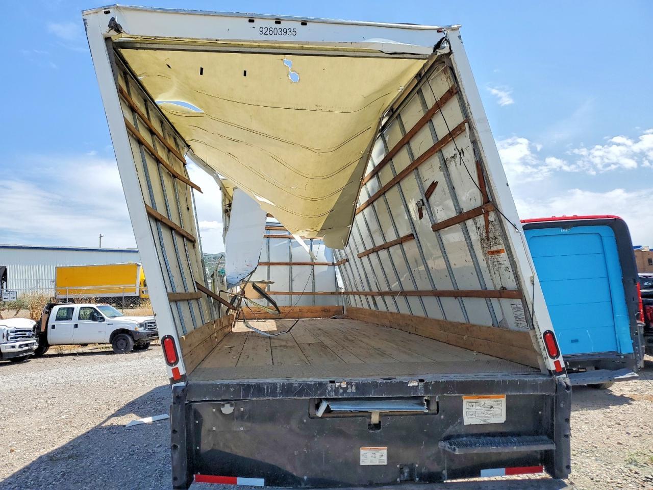 2023 International MV607 BOX Truck