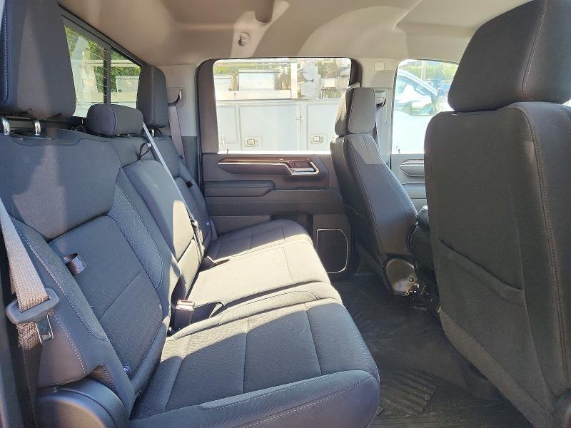 2026 Chevrolet Silverado K3500 LT