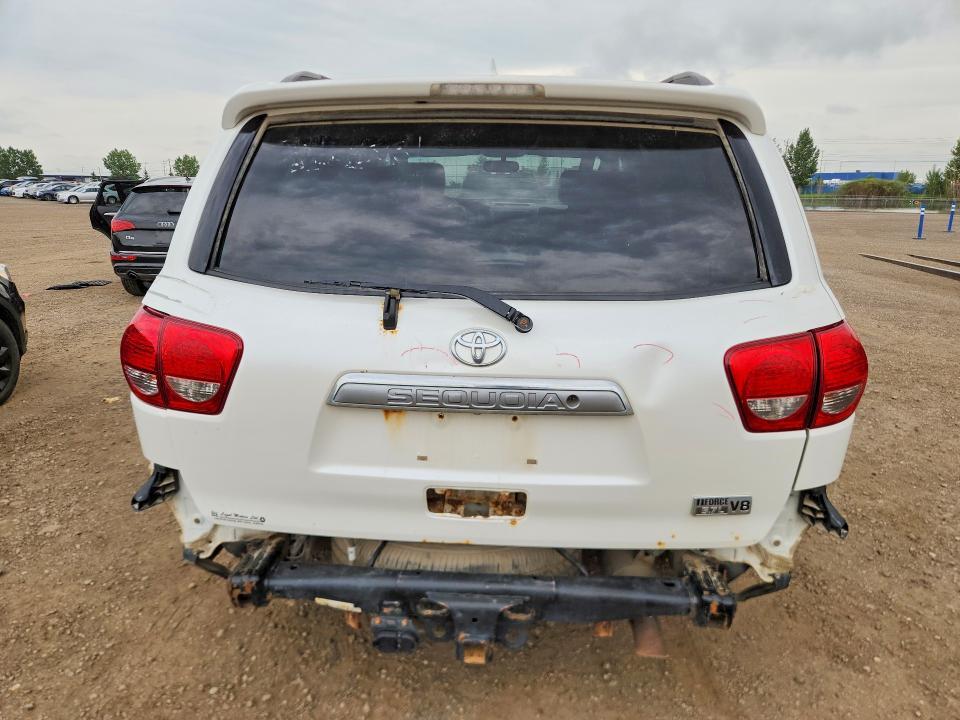 2011 Toyota Sequoia Platinum