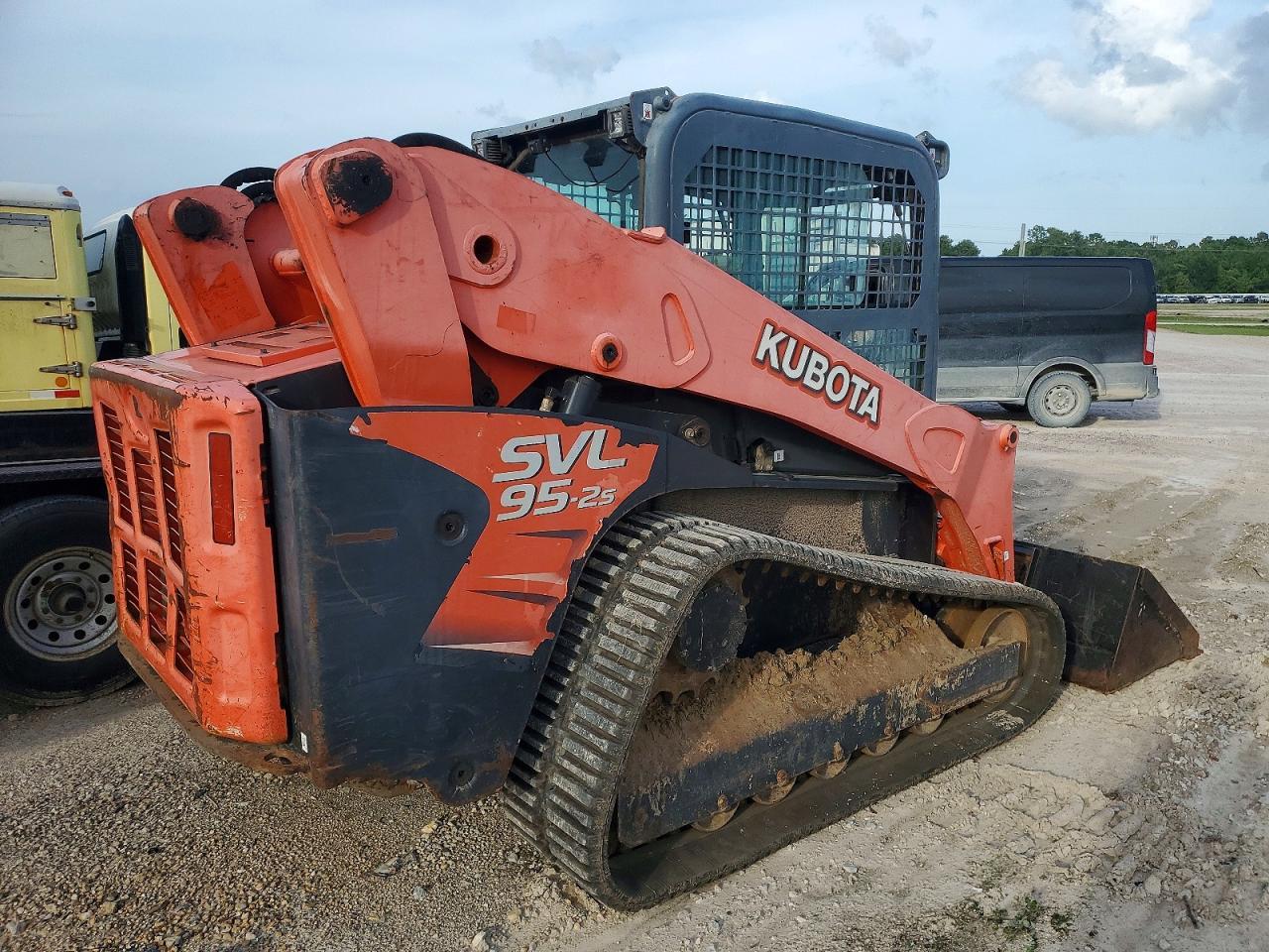 2017 Kubota SVL95-2S Tracked Skid Steer Loader